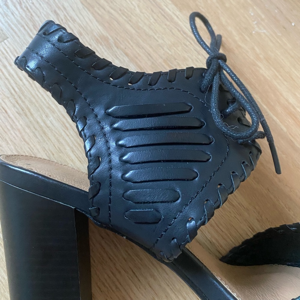 Restricted black leather lace up chunky heels size 8 - Picture 11 of 17